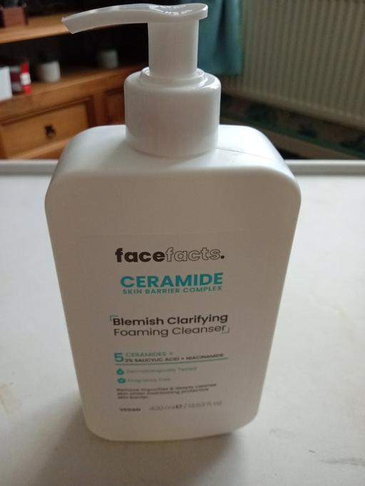  — brand new bottle of Foaming cleanser