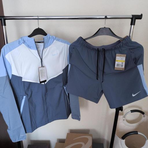  — Nike Packable UV Windrunner Jacket & Shorts S