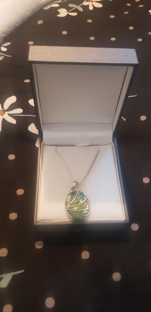  — necklace new