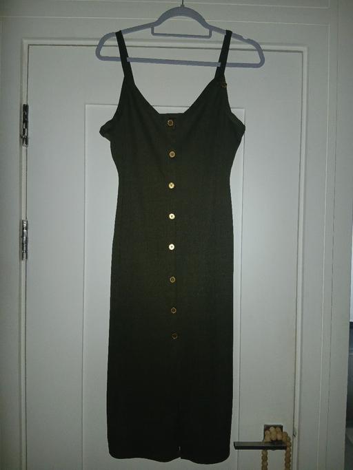  — river island dress