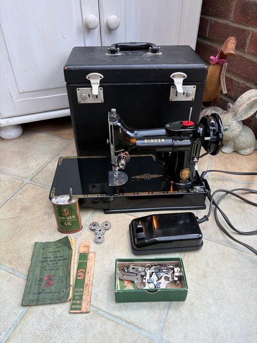  — Singer 221k sewing machine