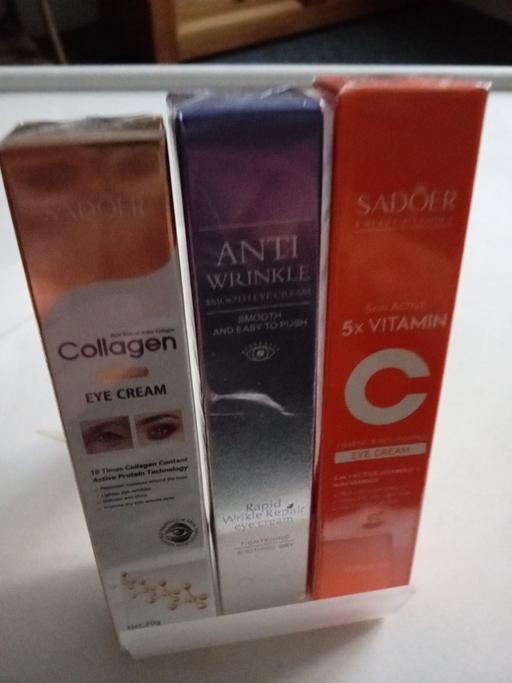  — joblot of EYE CARE SETS