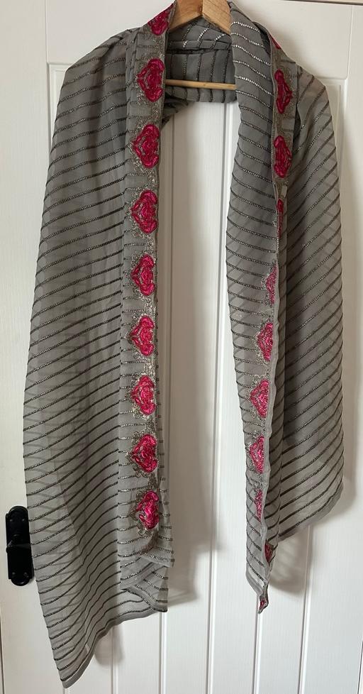  — Gorgeous shawl