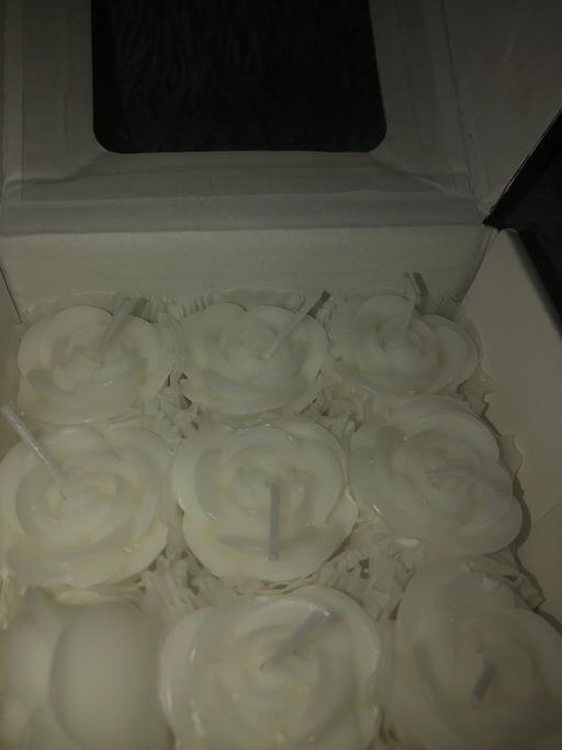  — New flower candles