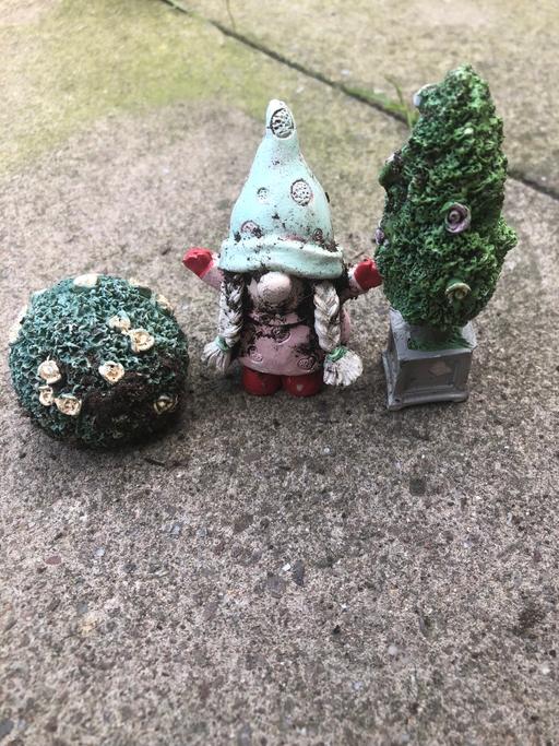  — New  garden ornaments