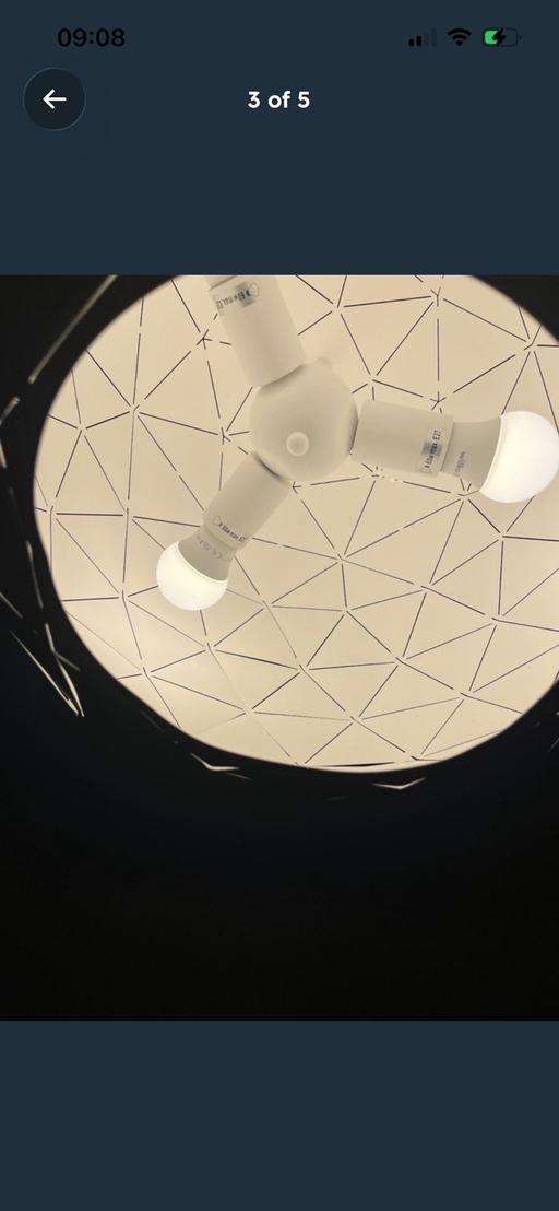  — Big ceiling light