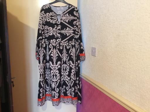  — Ladies Dress Size 20