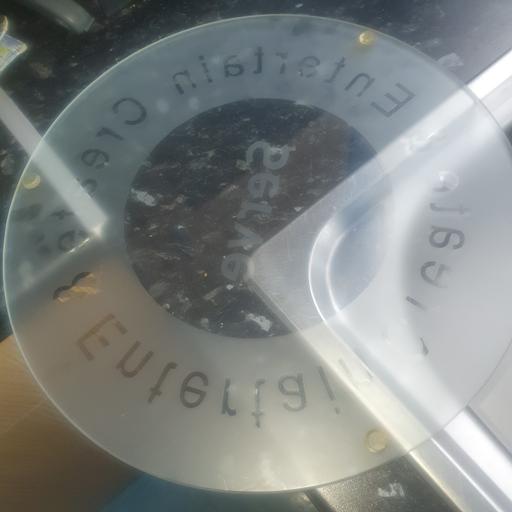  — 14 inch Round Toughened Glass Chopping Board,