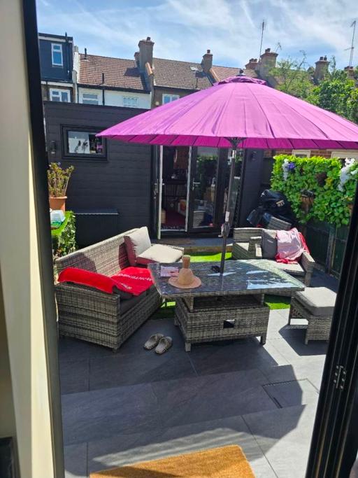  — Garden furniture incl. 3 seater sofa