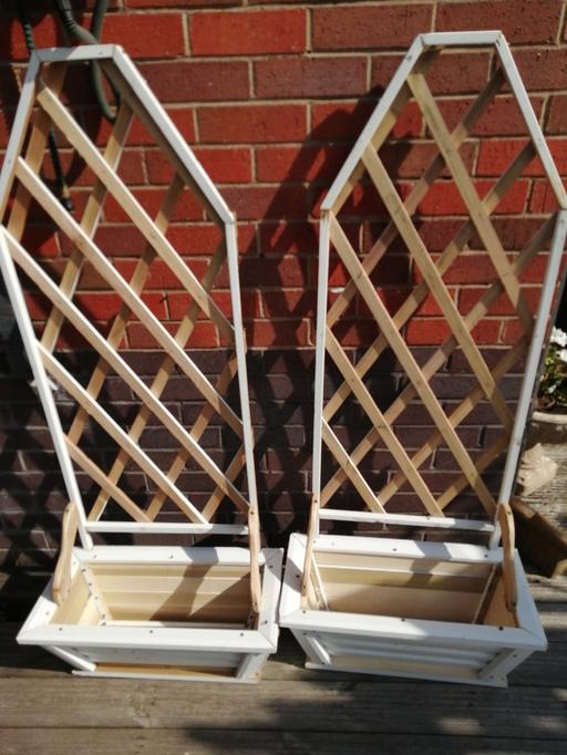  — trellis with planters         H 54 W24