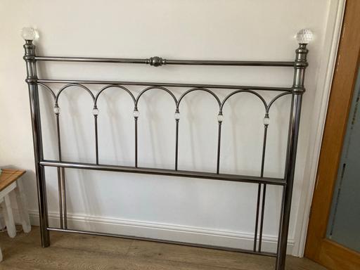  — Bed headboard