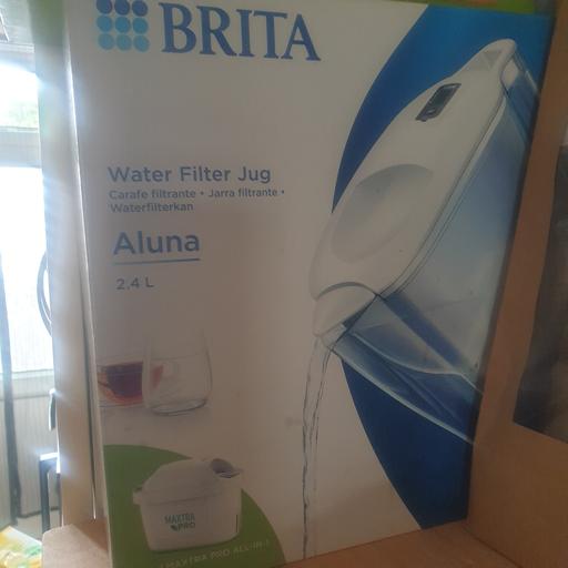  — Britain water jug