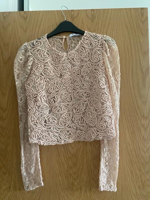  — Zara top ladies medium