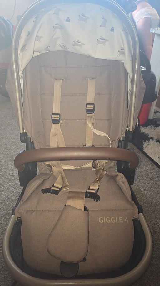  — Cosatto Giggle 4 Travel System