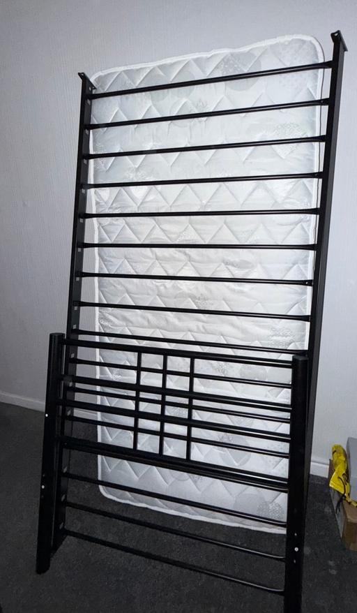  — Single bed with Mattress