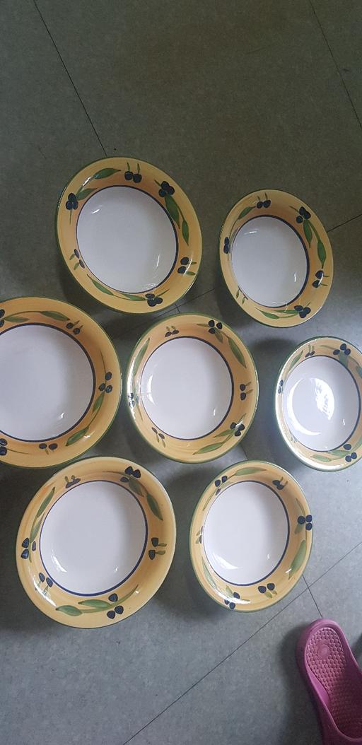  — 7 bowls