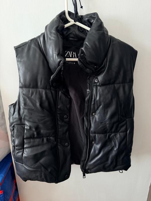  — Body warmer