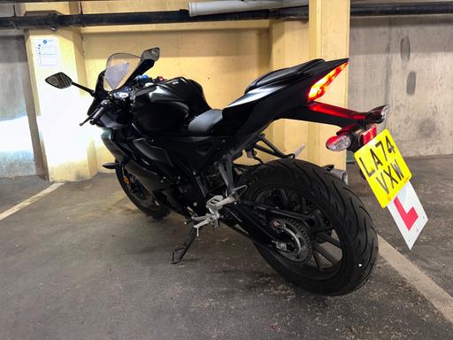  — Yamaha R125 super sports