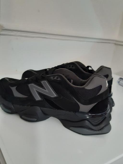  — new balance sneakere