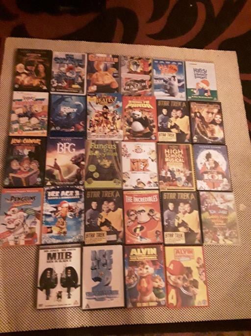  — 28 childrens dvds Men in black/Garfield etc