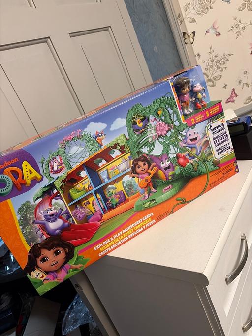  — Dora explore & play rainforest casita