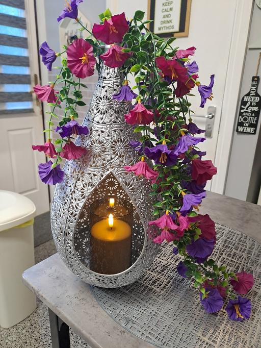  — large  lantern with battery candle