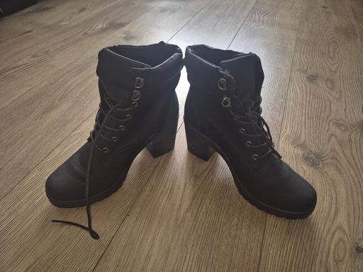  — black biker boots