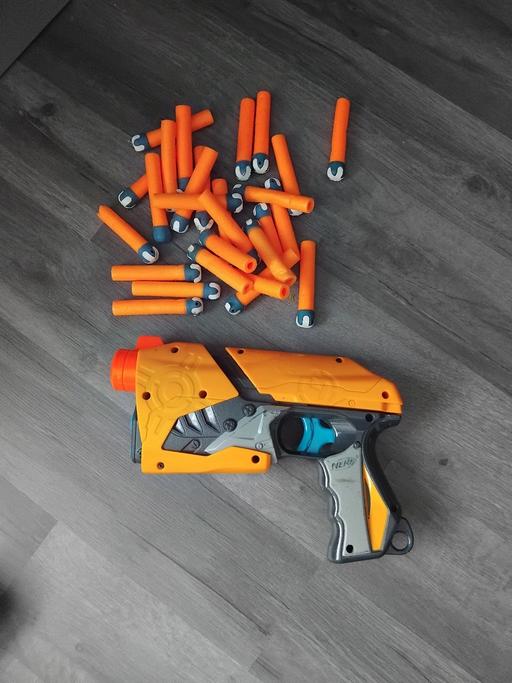  — Nerf Gun & Darts.