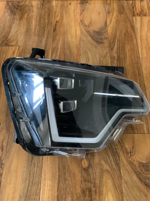  — Kia Niro headlights