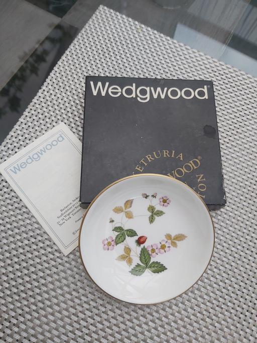  — wedgwood small plate
