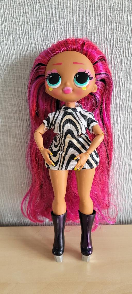  — LOL Surprise OMG fashion doll