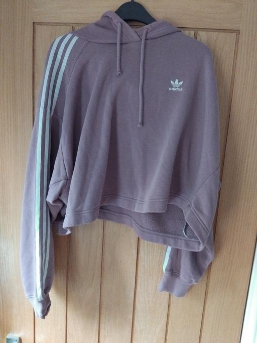  — Adidas curve womans cropped hoodie