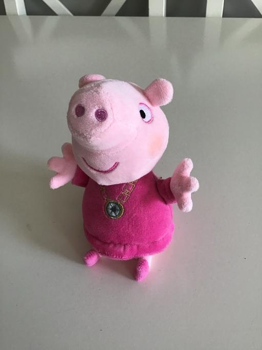  — Peppa pig plush teddy