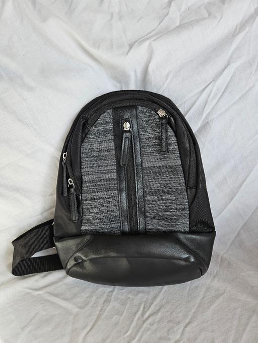  — Boys Over Should Bag NWOT