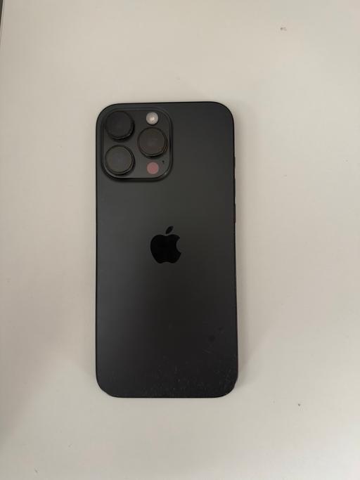  — iPhone 16 pro max