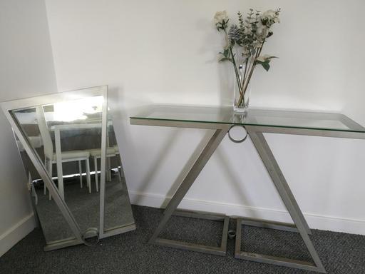  — Console Table & Mirror