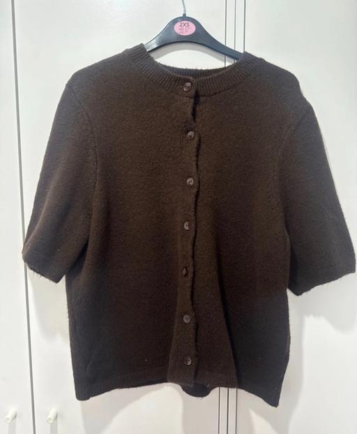  — Primark knitted button up cardigan