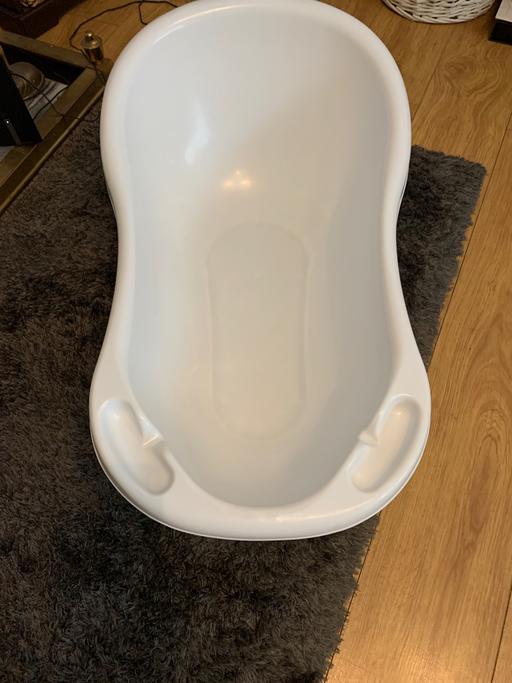  — Baby bath