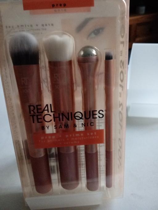  — brand new ladies MAKE UP BRUSHES SET