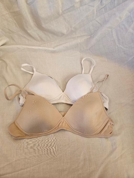  — M&S Bras 34A