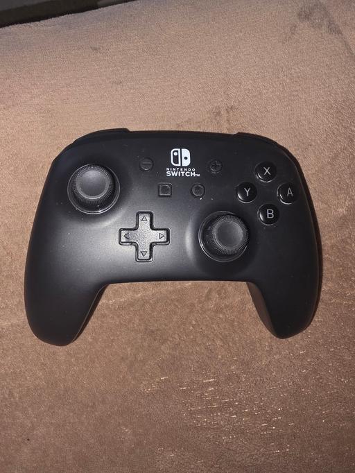  — Nintendo switch lite controller