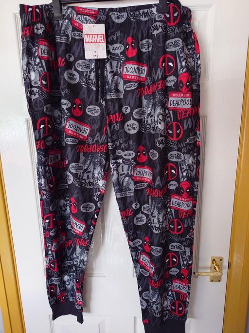  — Mens Deadpool lounge pants size 2XL