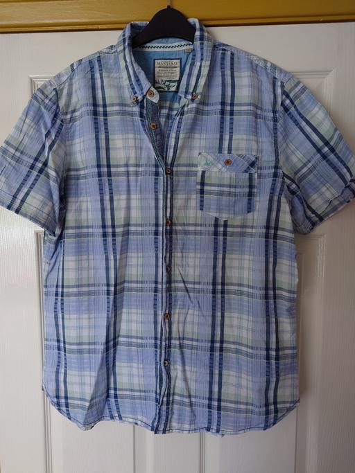  — Mens checked shirt size L