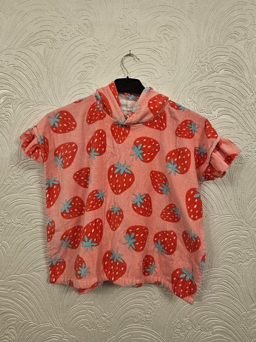  — Towel Poncho Strawberry