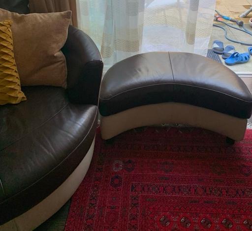  — Round spin around chair with leg rest