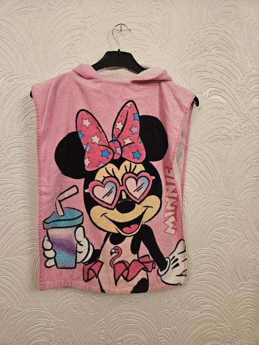  — Minnie Mouse Poncho Towel