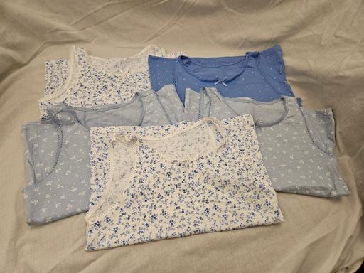  — Girls Vests 3-4yrs