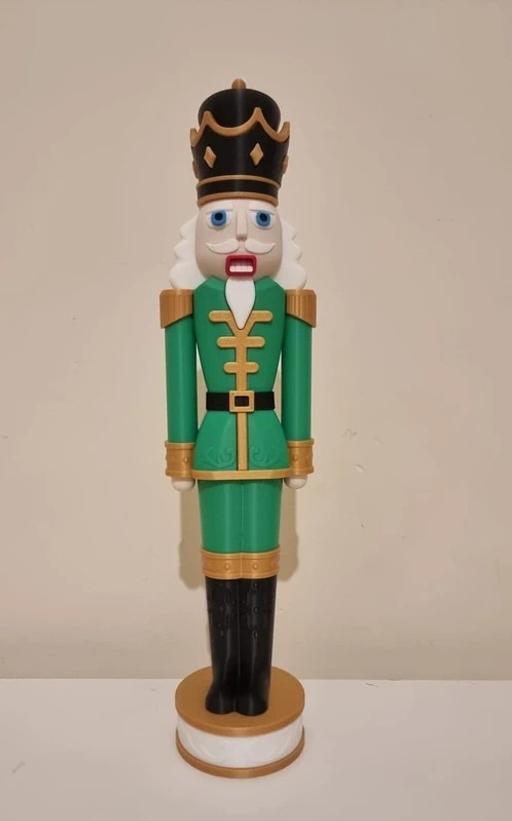  — 15‑Inch Green Christmas Nutcracker