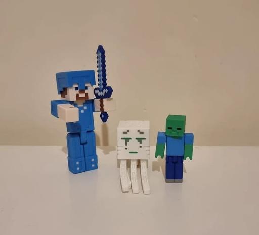  — Minecraft Mini Figure Set