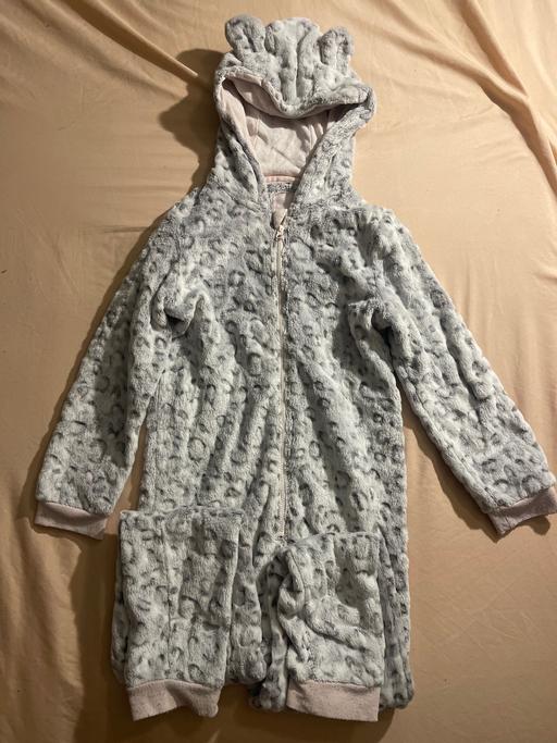  — Onesie pjs